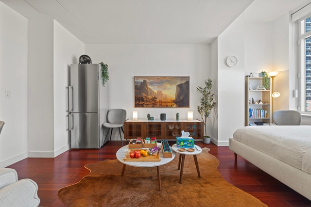 Image of Living space #2