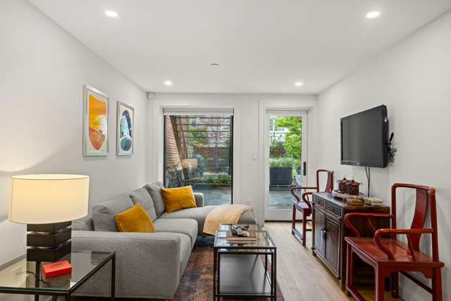 Image of Living space #3