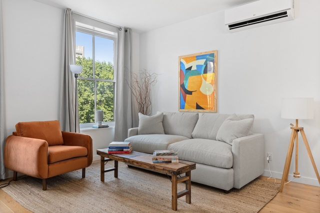 Image of Living space #1