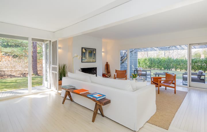 Image of Living space #2