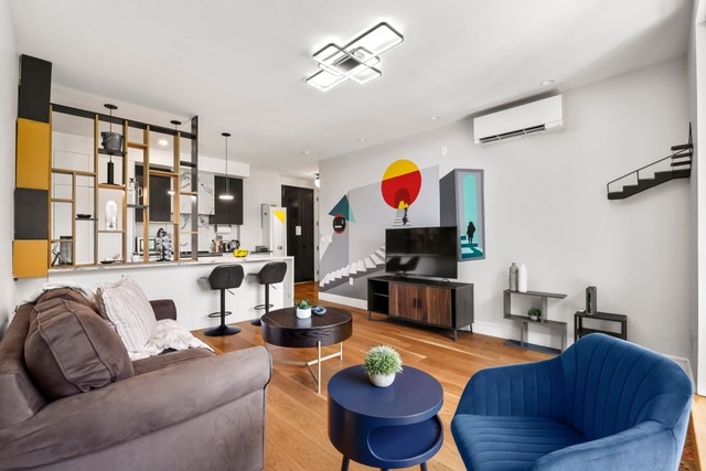 Image of Living space #2