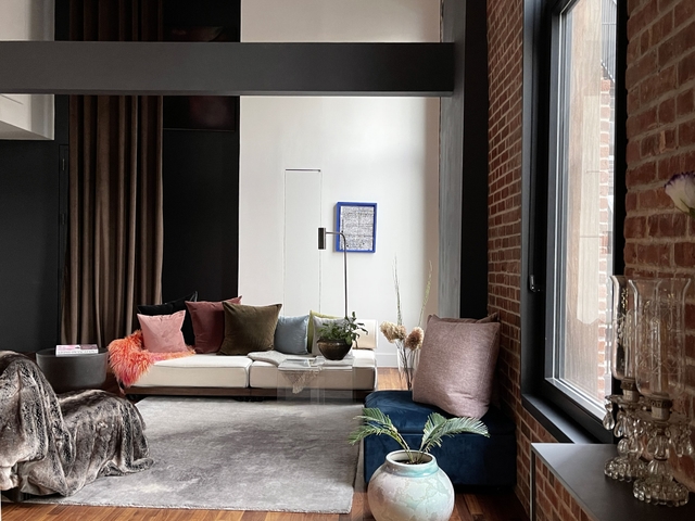 Image of Living space #2