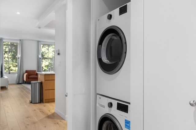 Image of Living space #5