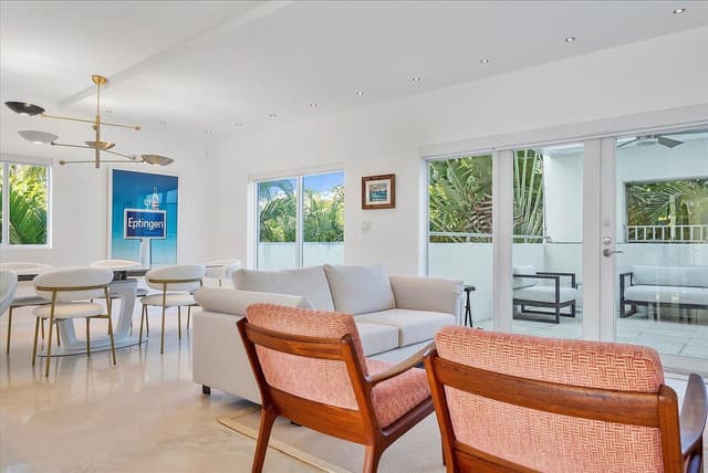 Image of Living space #3