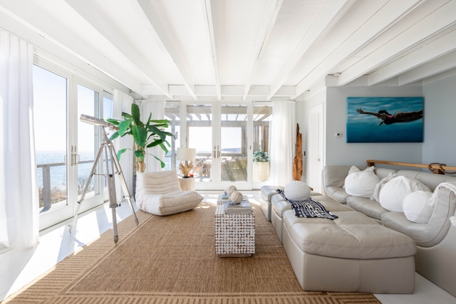 Image of Living space #2