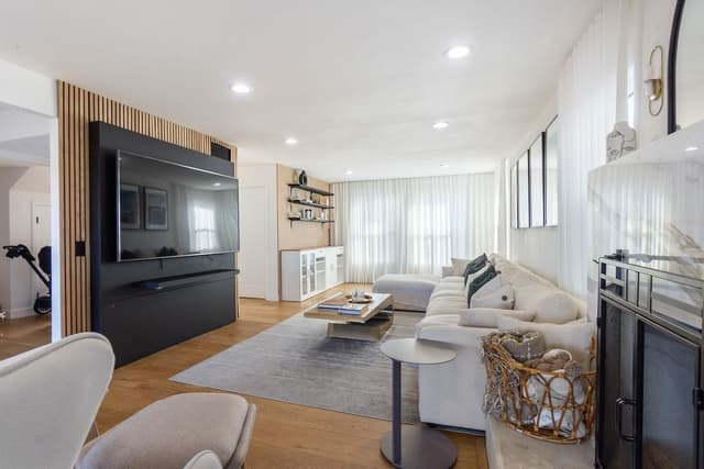 Image of Living space #2