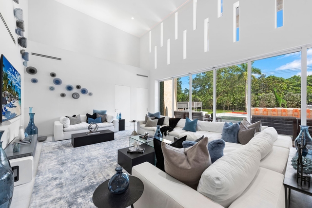 Image of Living space #4