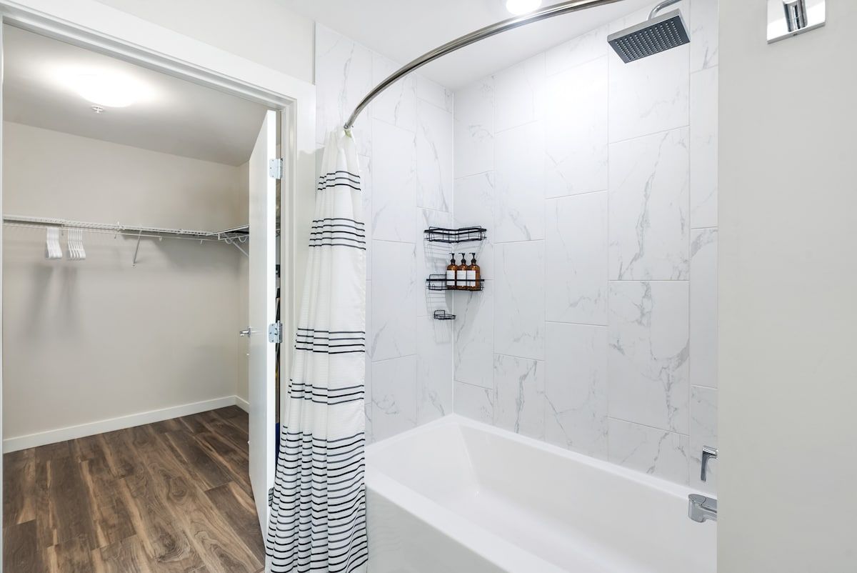 Palm Haven | Flagler Village | Apartment with Balcony & Rooftop Pool photo 31