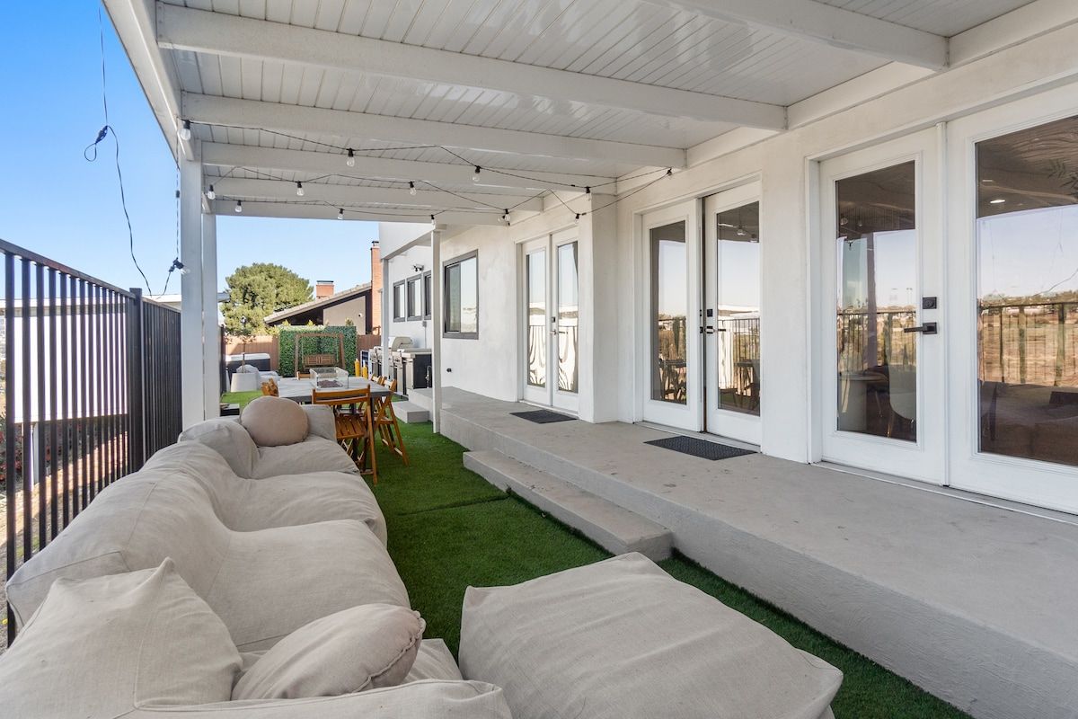 Casa Noire | Baldwin Hills | Luxe Hillside Villa with Hot Tub photo 45