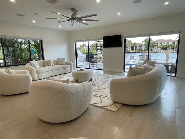 Image of Living space #2