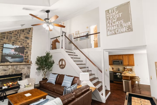 Image of Living space #5