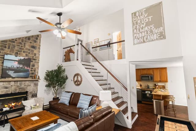 Image of Living space #5