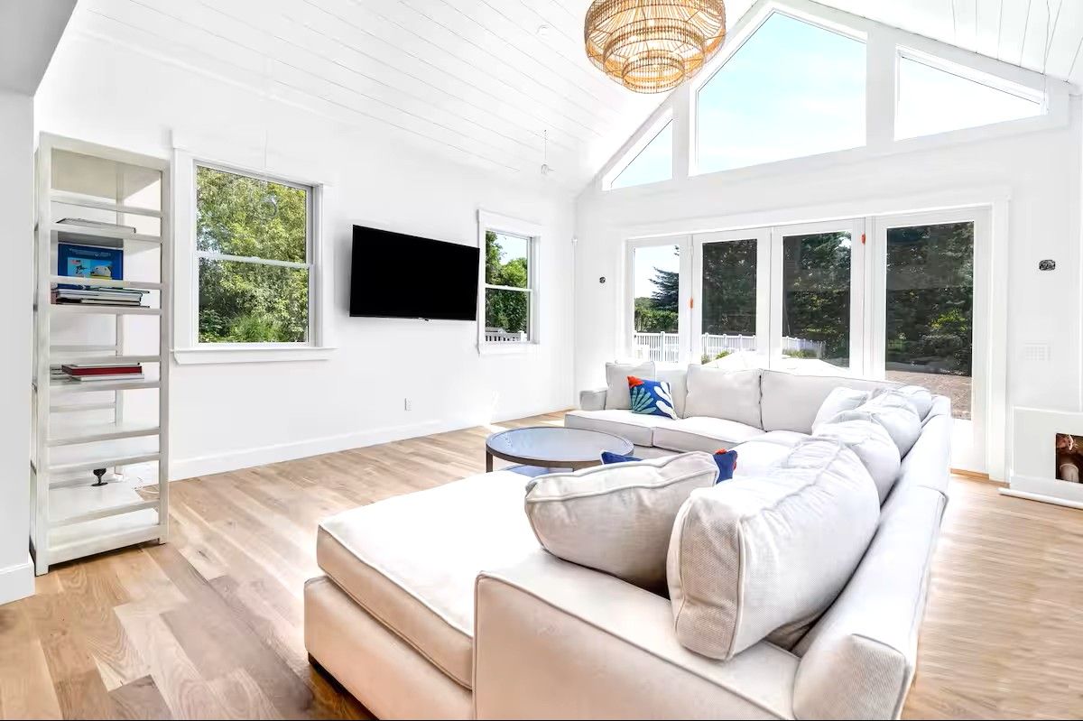 Image of Living space #3