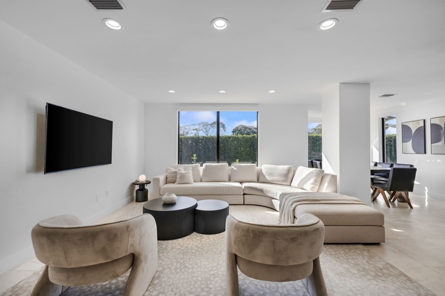 Image of Living space #6