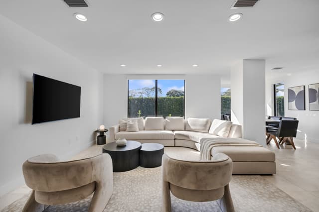 Image of Living space #6