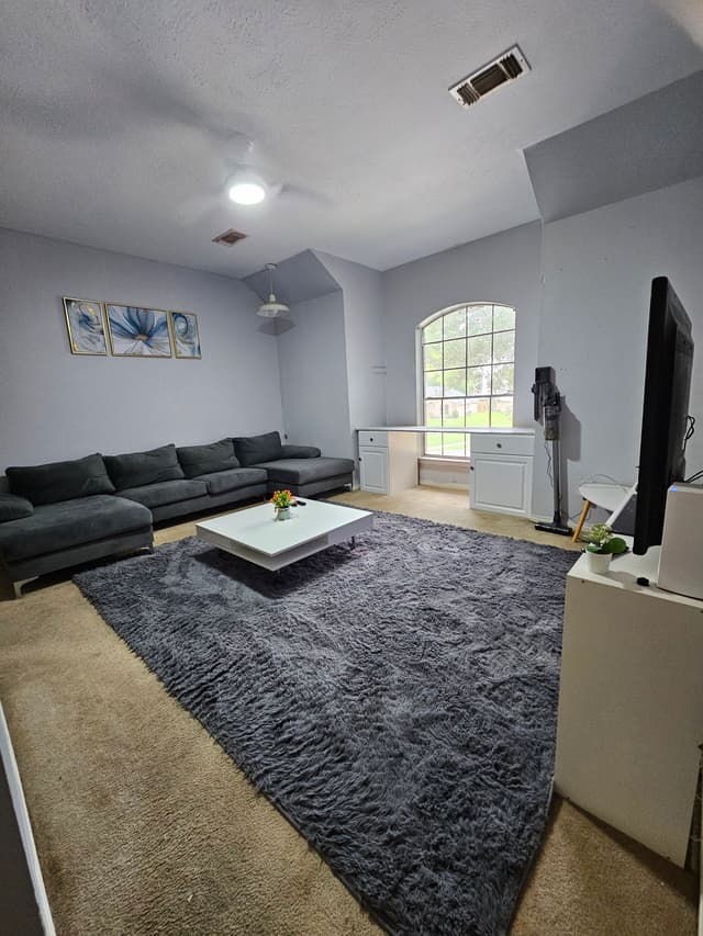 Image of Living space #1