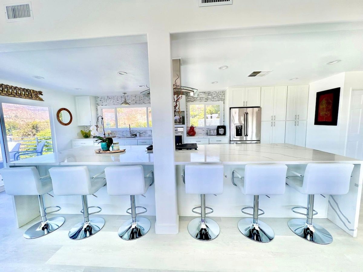 Zuma Vista | Central Malibu | Oceanview Home photo 11