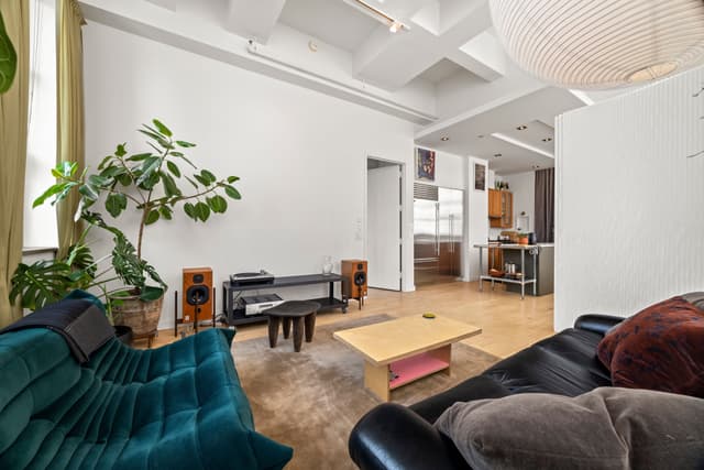 Image of Living space #2