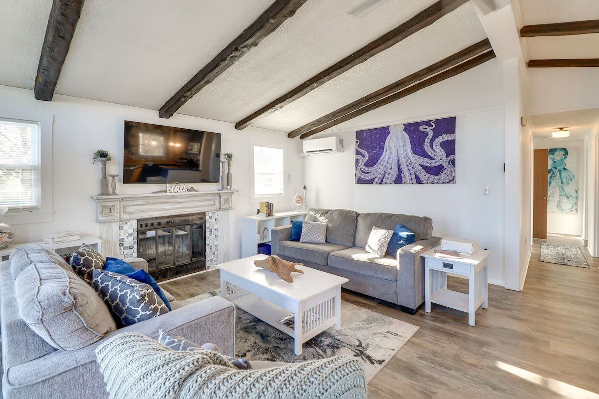 Image of Living space #3