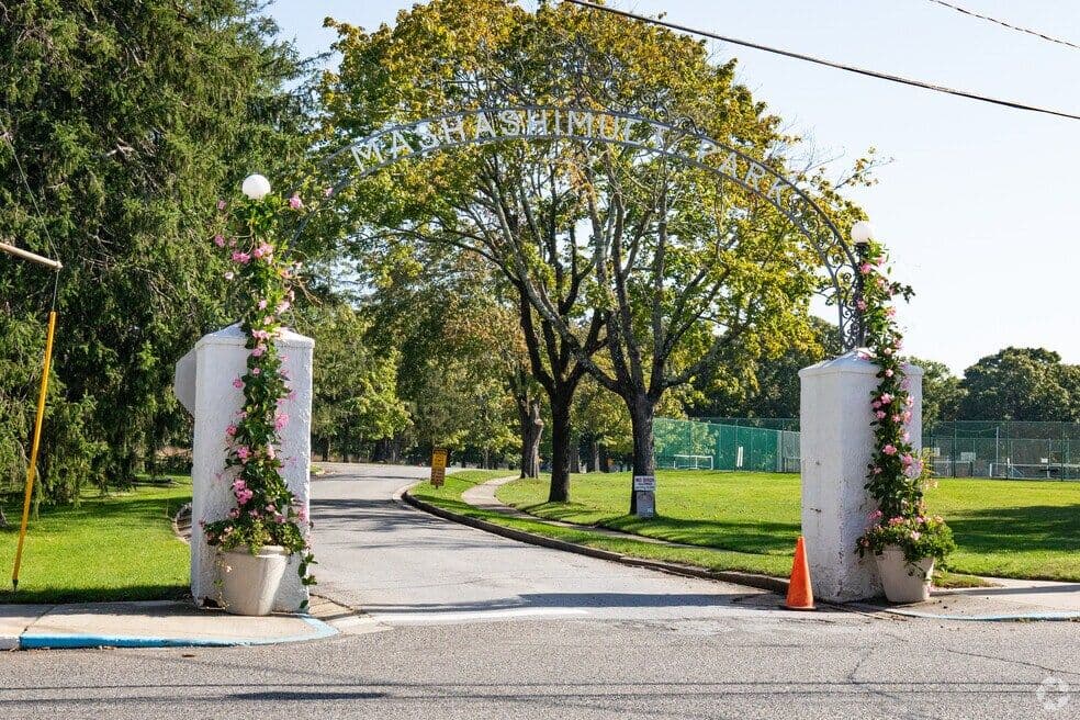 Mashashimuet Park