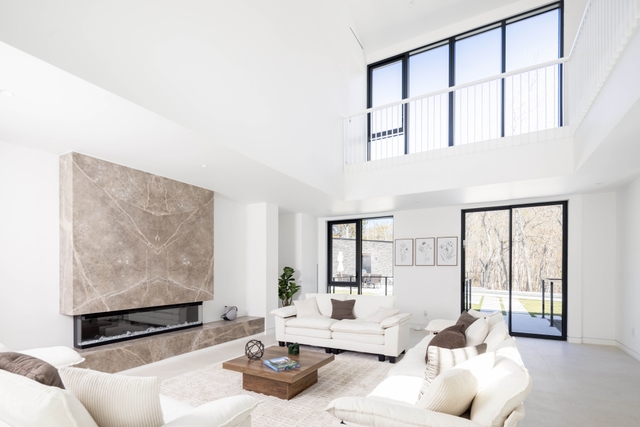 Image of Living space #2