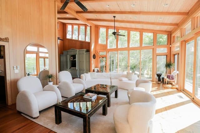 Image of Living space #5