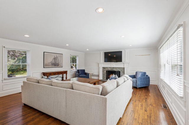 Image of Living space #3