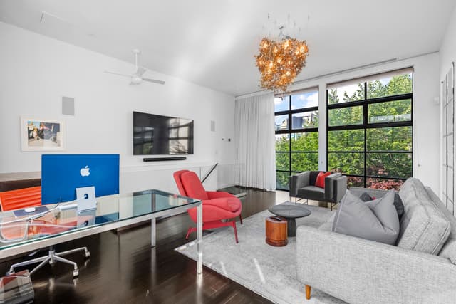 Image of Living space #11