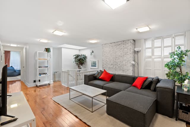 Image of Living space #2