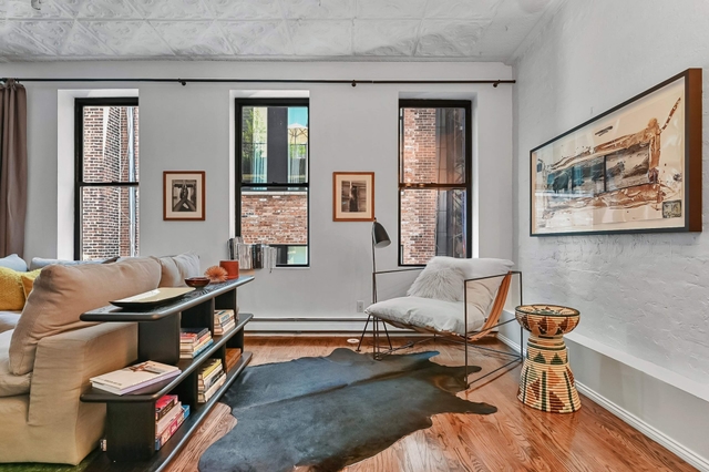 Image of Living space #5