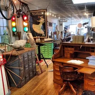 Black Swan Antiques