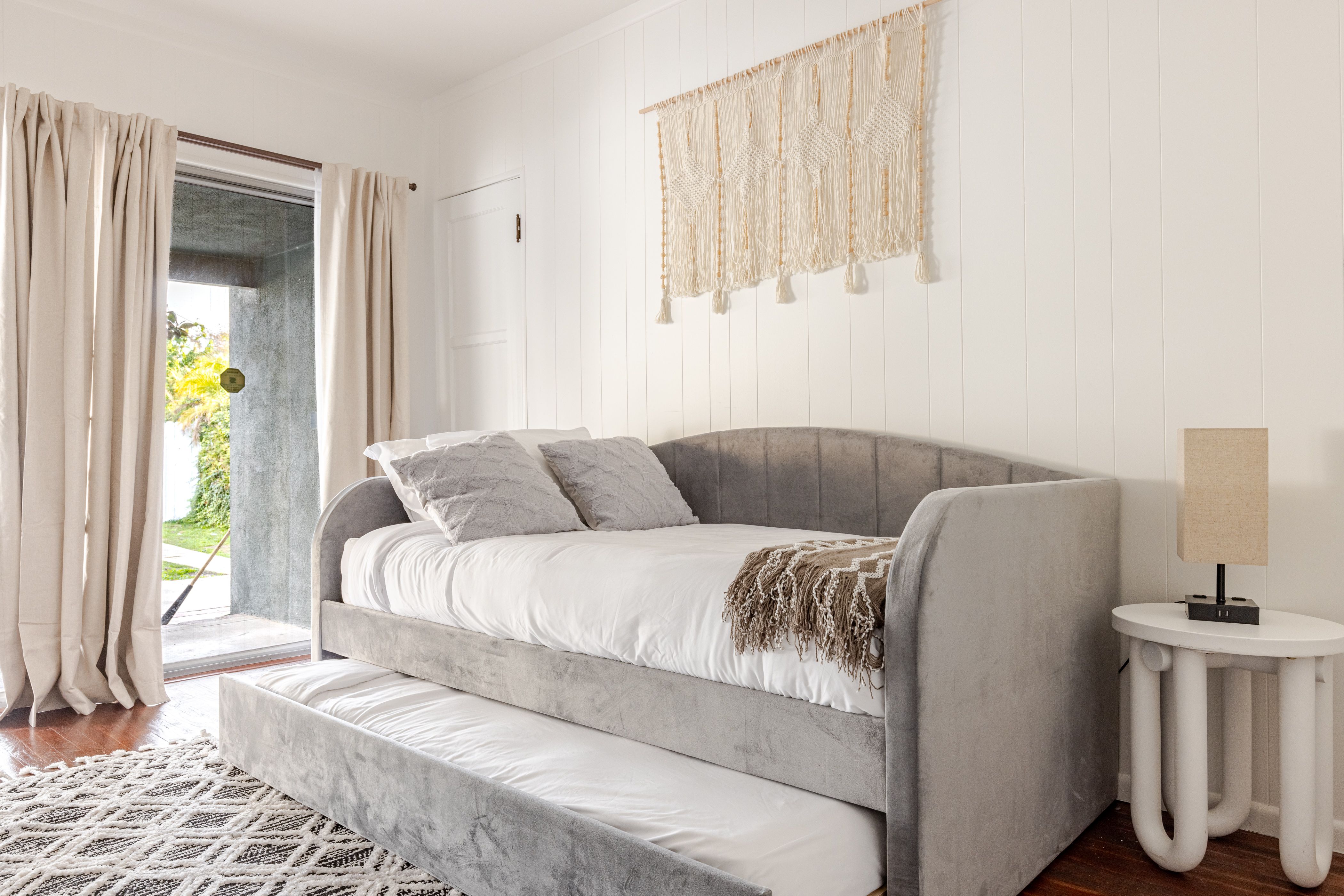 Alta Vista | Hollywood | Designer Home w/Private Backyard & Hot Tub photo 31