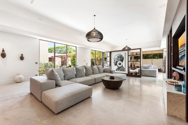 Image of Living space #4