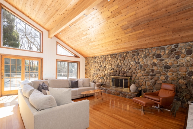 Image of Living space #1