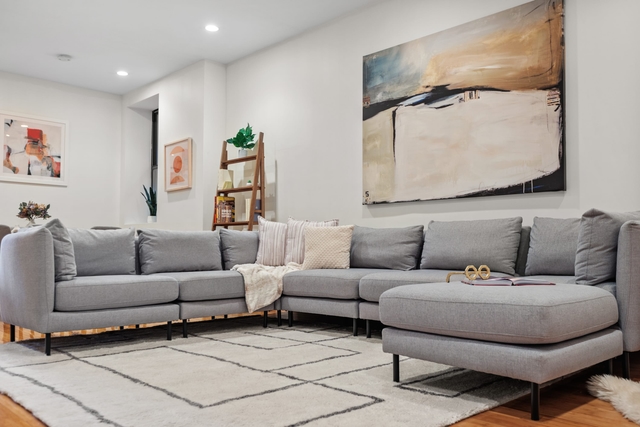 Image of Living space #4