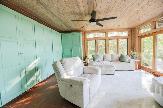 Image of Living space #5