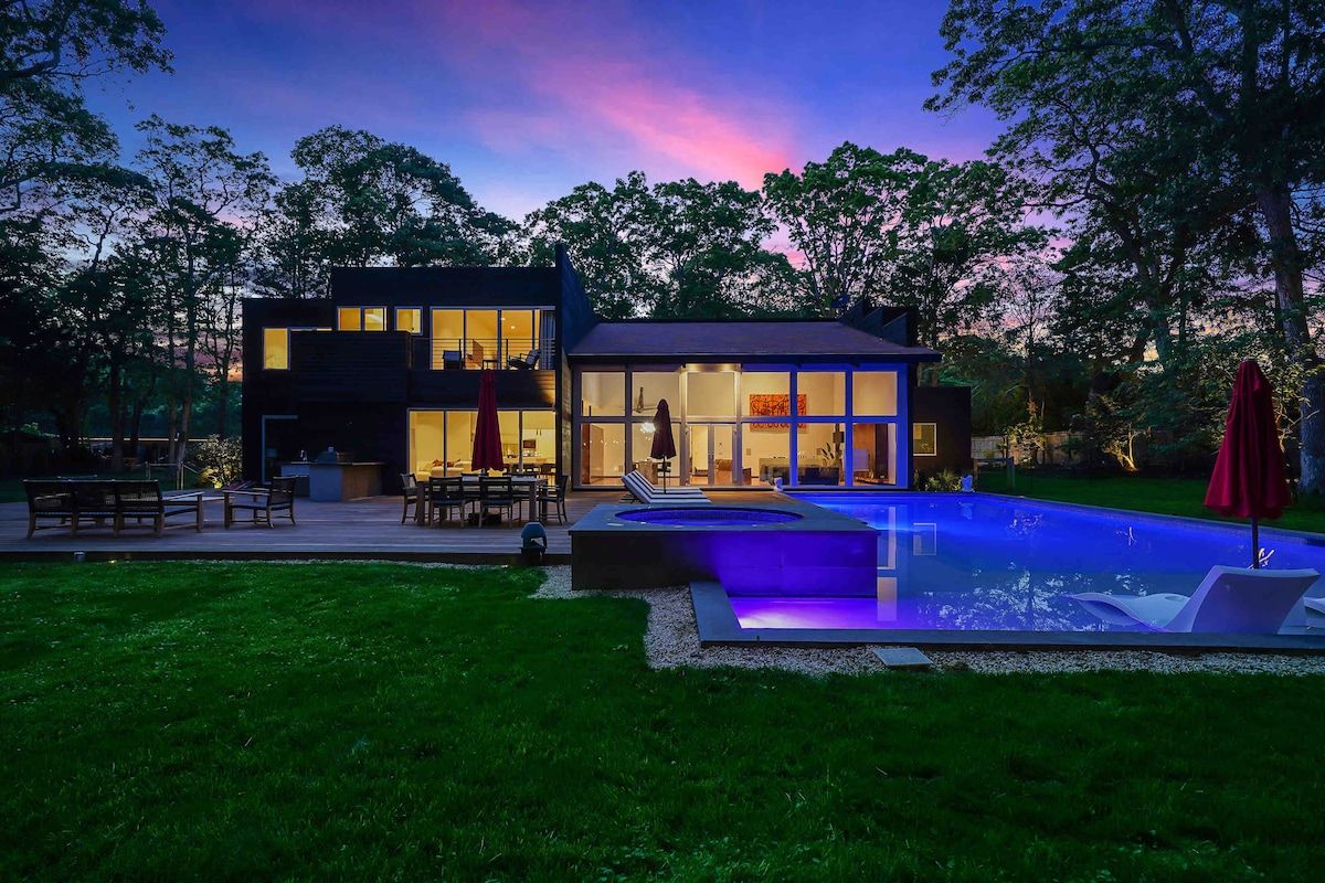 Eastwood Villa | East Hampton | Modern Retreat with Pool and Spa photo 45