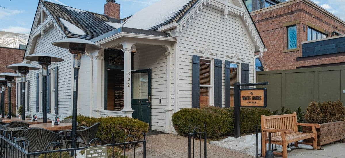 White House Tavern