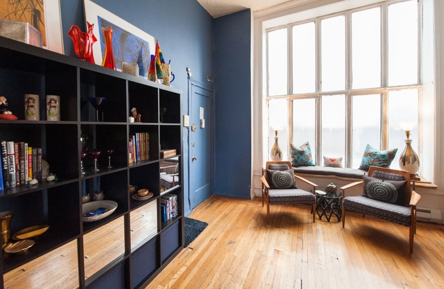 Image of Living space #2