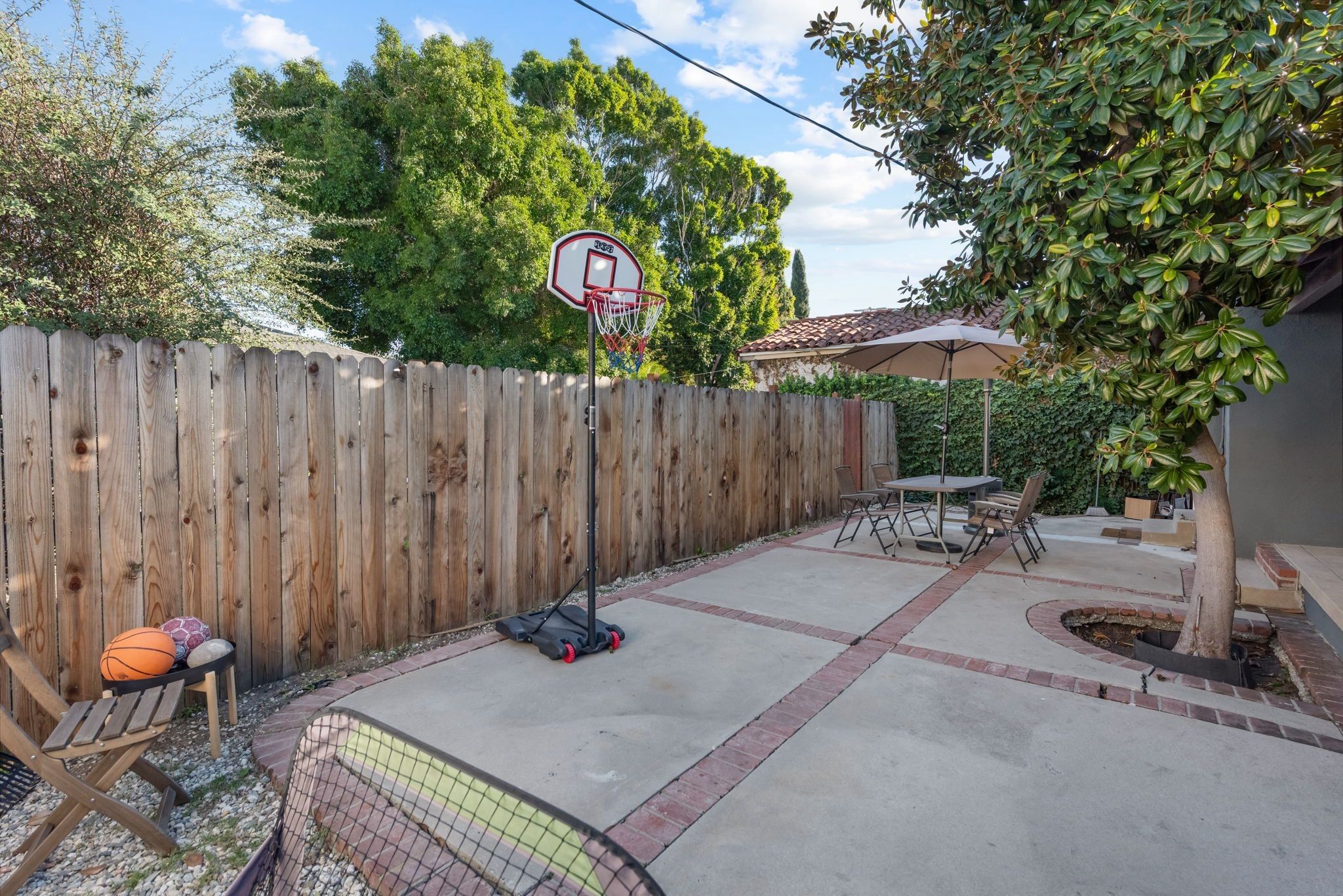 Alta Vista | Hollywood | Designer Home w/Private Backyard & Hot Tub photo 40