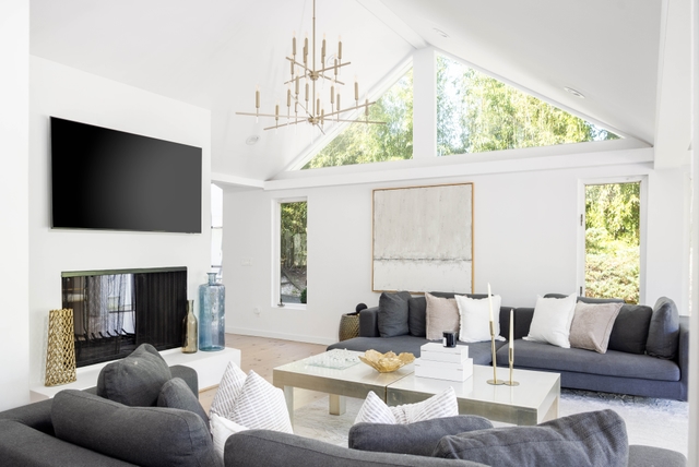 Image of Living space #2