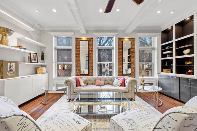 Image of Living space #11