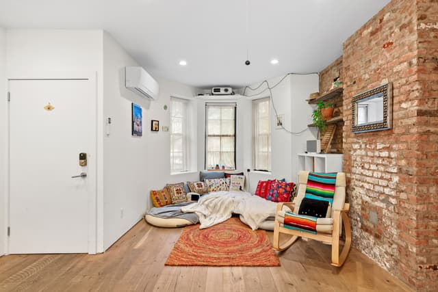 Image of Living space #1