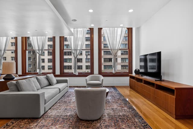 Image of Living space #4