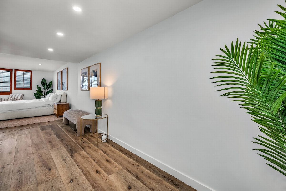 Lumiere Coast | Marina del Rey | Rooftop Designer Townhome photo 14