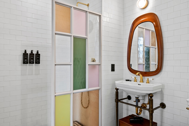 Image of Living space #5