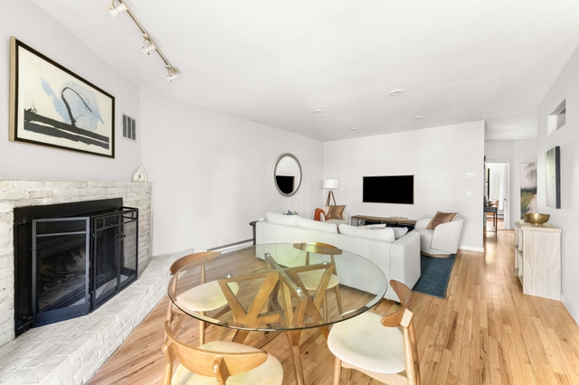 Image of Living space #2