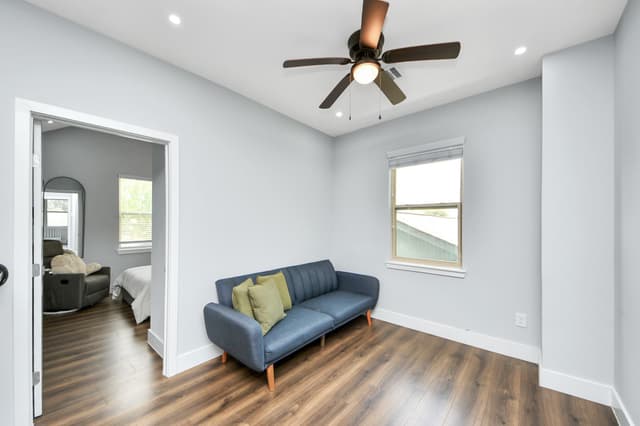 Image of Living space #11