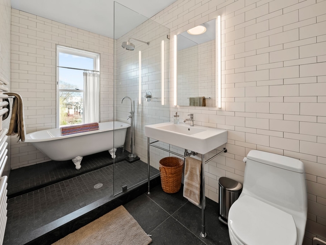 Image of Living space #18