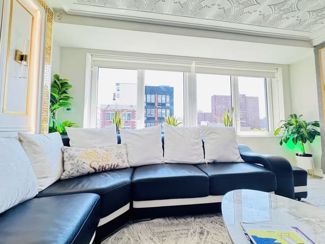 Image of Living space #11